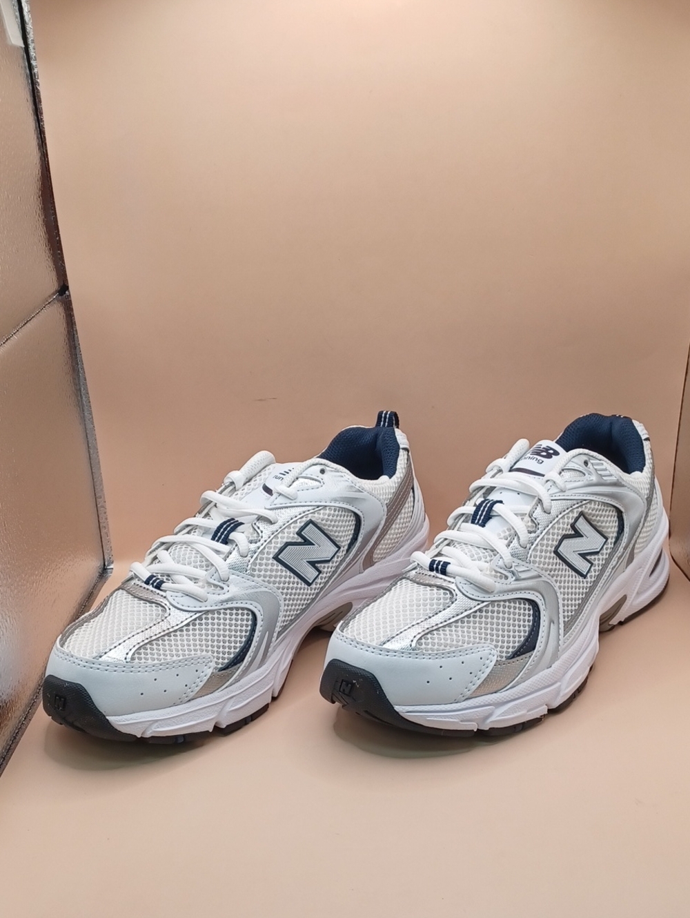 New Balance Footwear 530 Sneaker-Blue/Silver Size Men 8 Women 9.5 US